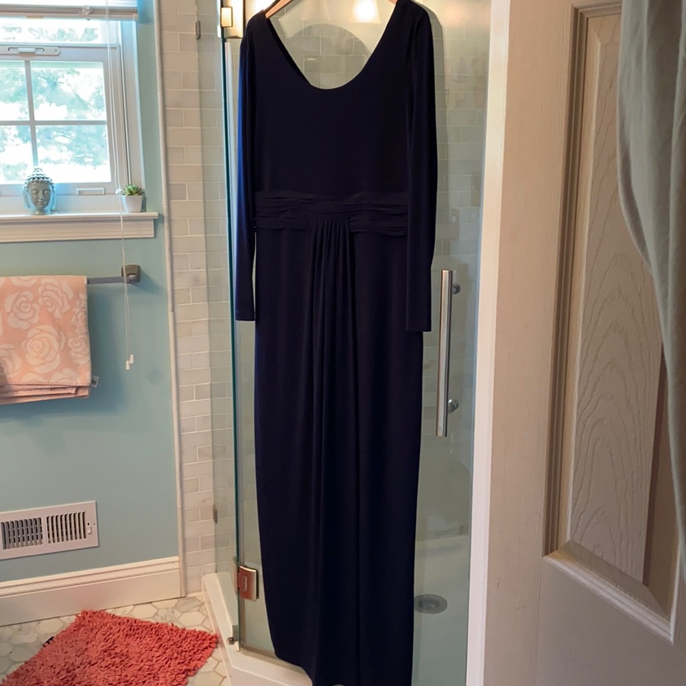Calvin Klein size 14 long sleeve dress STUNNING